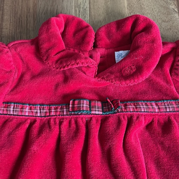 Ralph Lauren Holiday Pajamas - Set of 2 - Picture 3 of 13